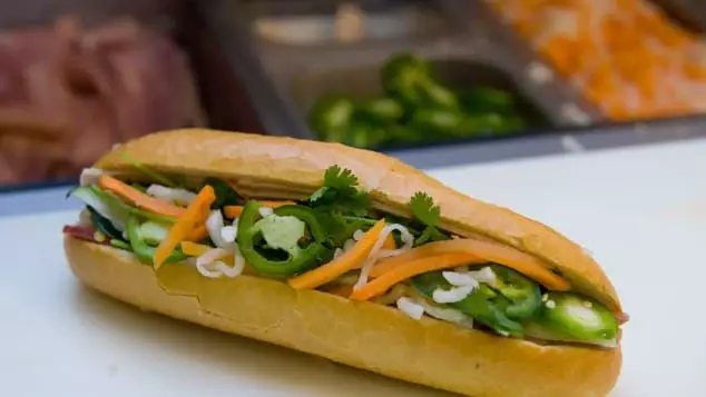 CNN bình chọn 40 món ăn ấn tượng của Việt Nam ảnh 12