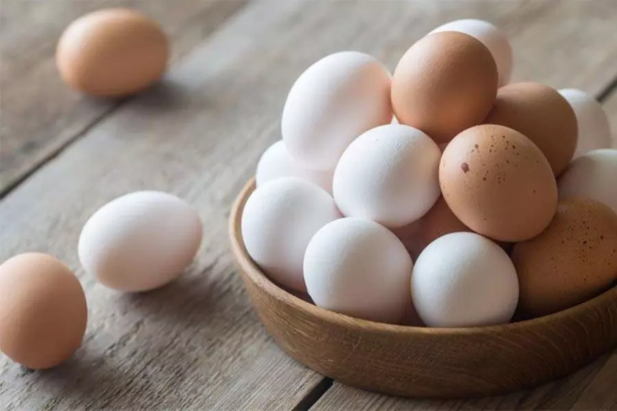 Cách để chọn mua trứng ngon